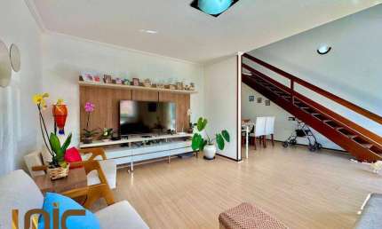 Casa com 3 dormitórios à venda, 150 m² por R$ 655.000,00 - Granja Guarani - Teresópolis/RJ