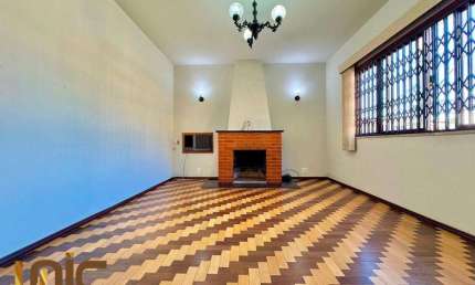 Apartamento com 4 dormitórios à venda, 146 m² por R$ 700.000,00 - Várzea - Teresópolis/RJ