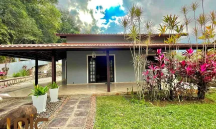 Casa com 2 dormitórios à venda, 140 m² por R$ 695.000,00 - Iconha - Guapimirim/RJ