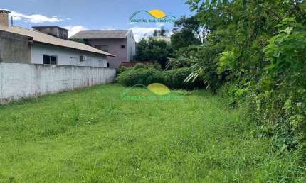 Lindo terreno de posse com 367,50 m², plano, perto da Lagoa do Peri e da Praia do Morro das Pedras