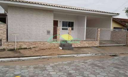 Casa de alvenaria com 3 dormitórios com estrutura para mais um pavimento, perto do Portal do Ribeir