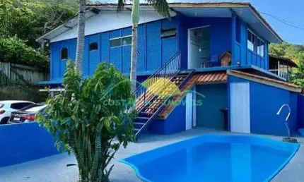 LOCAÇÃO DE DIÁRIAS - Casa Completa  – Conforto, Lazer e Localização Privilegiada! Morro das Pedras