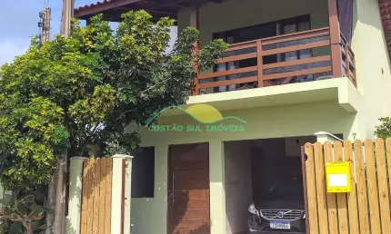 Linda casa, Ocean House  à Venda . Armação do Pântano do Sul, Florianópolis, SC