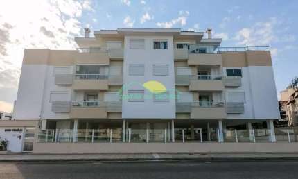 Apartamento financiável com 2 quartos, sendo um suíte, mobiliado, na Praia dos Ingleses do Rio Verm