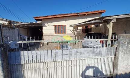Casa de 3 quartos à venda na Tapera da Base - Florianópolis/SC