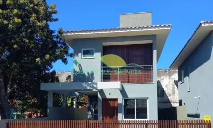 LOCAÇÃO DE DIÁRIAS - Casa com 2 suítes no  Morro das Pedras, Florianópolis Santa Catarina