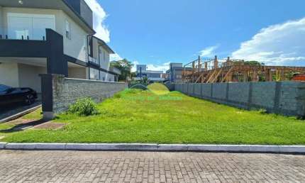 Terreno plano de 384,77m², plano, com ESCRITURA PÚBLICA, no Condomínio Caminho do Engenho III - Cam