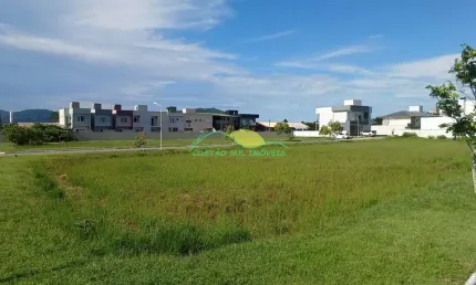 Terreno plano de 393,34m², plano, com escritura pública, no condomínio caminho do engenho i - campe