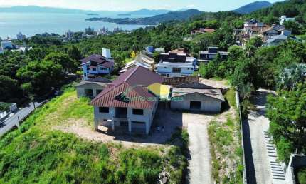 Casa com 4 quartos à venda na Rua Willy Kersten, 482, João Paulo, Florianópolis, 1800 m2 por R$ 5.290.000