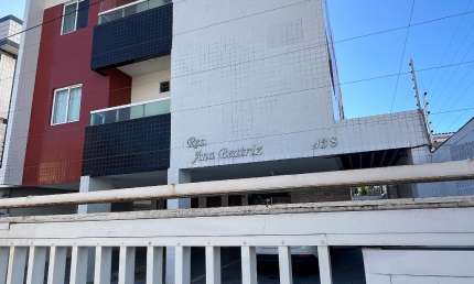 Apartamento com 3 quartos  no Bessa a 200 metros da praia