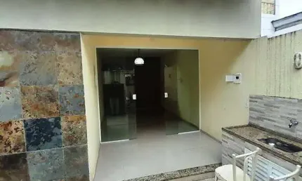 Ótima Casa Linear 4 Qts (1Suíte ) Quintal e Piscina no Condominio Alvorada