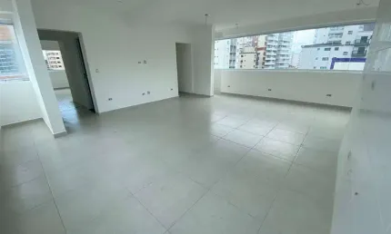 Apto 2 dorm sendo 1 suíte, sacada. 93 m² de área útil. bairro: guilhermina.