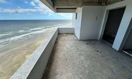 Apto de 3 Dorm c/ 2 SUÍTES, 3 VAGAS, FRENTE MAR, 116,75 m² de área útil. BAIRRO: SOLEMAR.