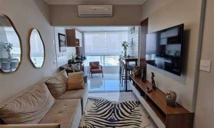 Apto de 2 Dorm c/ 1 suíte, MOBILIADO, Vista Mar, 70 m² de área útil. Bairro: TUPI.