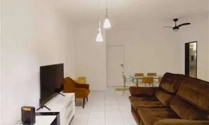 Apto de 2 dorm, sendo 1 suíte, C/ SACADA, 84,60 m²  área útil. Bairro:  FORTE.