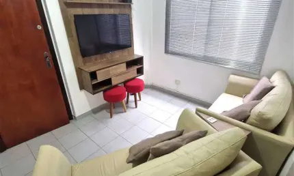 Apto de 2 dorm, mobiliado, 1 quadra da praia, 58 m² de área útil. bairro: canto do forte.
