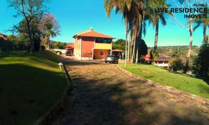Casa com Estrutura Completa de Clube à Venda! Live Residence Imóveis
