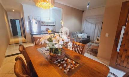 Casa à venda no Loetamento Terra Nova em Itatiba/SP - Com àrea Gourmet