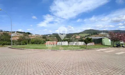 Terreno em condomínio fechado à venda no Loteamento Residencial Vale das Águas, Itatiba 