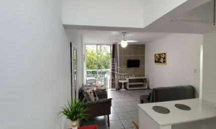 Apartamento com 2 dormitórios à venda por R$ 370.000,00 - Praia das Pitangueiras - Guarujá/SP