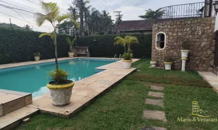 Sobrado com 5 dormitórios para alugar, 280 m² por R$ 15.000,00/mês - Jardim Guaiuba - Guarujá/SP