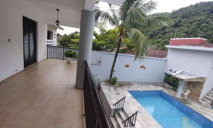 Sobrado com 6 suítes à venda, 350 m² por R$ 3.000.000,00 - Guaiuba - Guarujá/SP