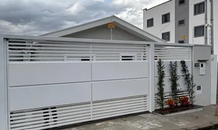Casa com 2 quartos à venda no Jardim São Paulo, Poços de Caldas 