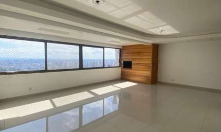 Apartamento com 3 quartos à venda na Avenida Cristóvão Colombo, Boa Vista, Porto Alegre