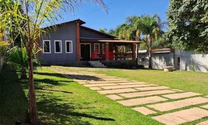 Casa para Venda em Ibiúna, Recreio, 3 dormitórios, 2 suítes, 3 banheiros, 6 vagas