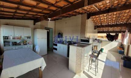 Casa com 10 quartos à venda no União, Belo Horizonte  por R$ 900.000