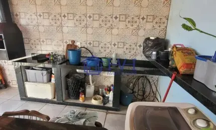 Casa com 7 quartos à venda na Europa, Belo Horizonte  por R$ 450.000