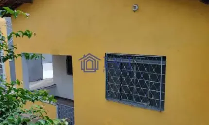 Casa com 3 quartos à venda no Belmonte, Belo Horizonte  por R$ 450.000