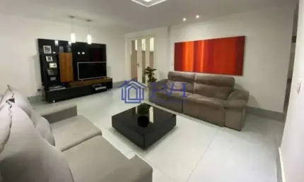 Apartamento com 3 quartos à venda no Santo Antônio, Belo Horizonte  por R$ 750.000