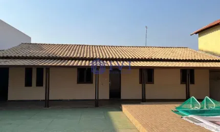 Casa com 5 quartos à venda no Jardim Ipê, Lagoa Santa  por R$ 1.700.000