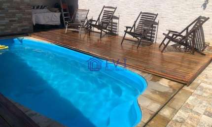 Casa com 4 quartos à venda no Jardim da Glória, Vespasiano  por R$ 742.000