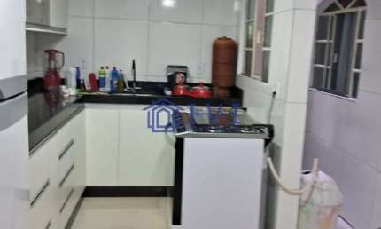 Casa com 2 quartos à venda no Morro Alto, Vespasiano  por R$ 200.000