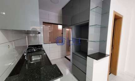 Casa com 2 quartos à venda em Piratininga (Venda Nova), Belo Horizonte  por R$ 429.000