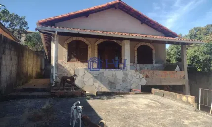 Casa com 3 quartos à venda no Aeronautas, Lagoa Santa  por R$ 630.000