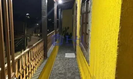 Casa com 5 quartos à venda no Jardim Filadélfia, Belo Horizonte  por R$ 300.000