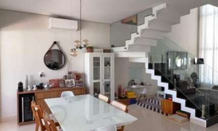 Casa Sobrado em Indaiatuba, Condomínio Jardins di Roma com 3 suítes - 231 m²