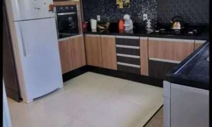 Casa Sobrado em Indaiatuba, Condomínio Vila Rica com 3 quartos e 1 suíte - 198m²