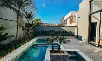 Casa de condomínio em Indaiatuba, Condomínio Helvétia Park com 3 suítes - 305 m²