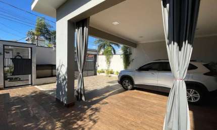 Casa Térrea no Bairro Jardim Esplanada I, 3 Quartos e 1 suíte, 206 m2