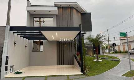 Casa Térrea de Esquina, Condomínio Vila Ytu com 3 quartos e 1 suíte - 130 m²