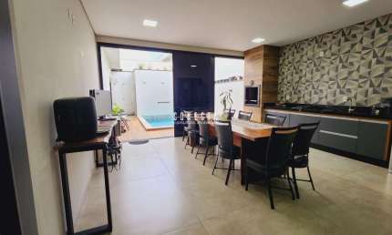 Casa Térrea em Indaiatuba, Condomínio Jardins Di Roma com 3 suítes - 204 m²