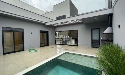 Casa Térrea em Indaiatuba, Condomínio Maria José com 3 suítes - 216 m²