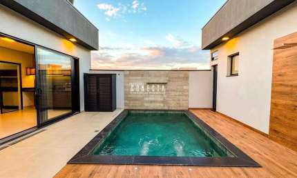 Casa Térrea em Indaiatuba, Condomínio Maria Cândida com 3 suítes - 200 m²
