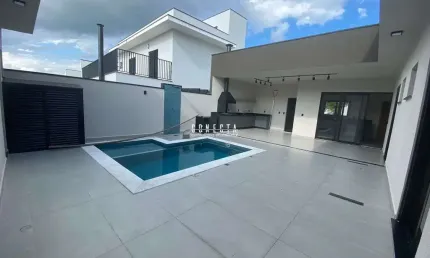 Casa Térrea em Indaiatuba, Condomínio Jardins Di Roma com 3 suítes - 208 m²