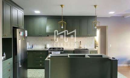 Casa Térrea, Residencial Belville, com 4 quartos e 3 suítes - 268 m²