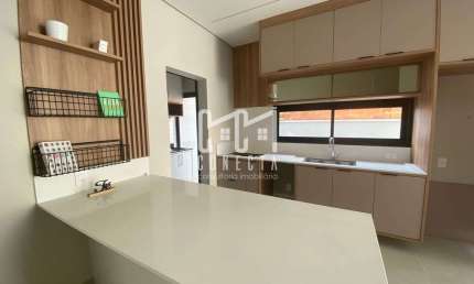 Casa Térrea em Indaiatuba, Condomínio Jardins Di Roma com 3 suítes - 190 m²